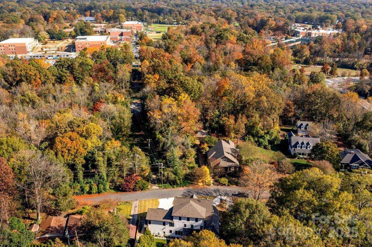 3125 Fairfax Drive - Photo 1