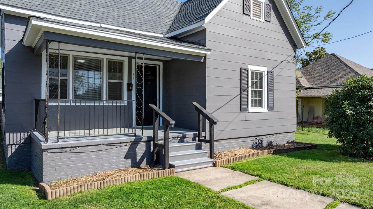 71 14th Street - Photo 1