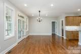 634 Hollybrook Drive - Photo 9