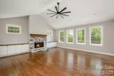 634 Hollybrook Drive - Photo 7