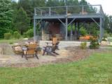 305 Settings Boulevard - Photo 14