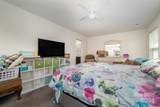 197 Amberly Circle - Photo 17