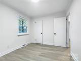 1908 Dickens Avenue - Photo 12