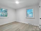 1908 Dickens Avenue - Photo 10