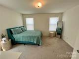 11005 Woodland Creek Way - Photo 18