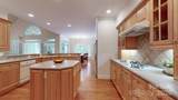 9101 Oak Bluff Court - Photo 13
