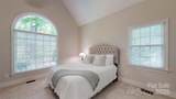 9101 Oak Bluff Court - Photo 32