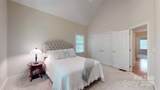 9101 Oak Bluff Court - Photo 33