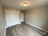 4172 Saltwood Drive - Photo 16
