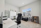 9823 Oaklawn Boulevard - Photo 17