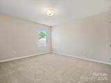415 Tayberry Lane - Photo 29