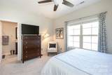 9521 Ainslie Downs Street - Photo 33