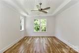 1061 The Glen Street - Photo 14