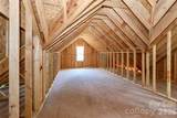 1061 The Glen Street - Photo 17