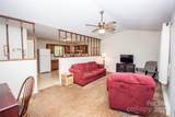 110 Book Court - Photo 4