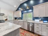 2112 Chatham Avenue - Photo 16