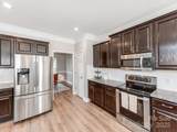 537 Montgrove Place - Photo 16