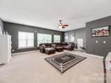 537 Montgrove Place - Photo 33