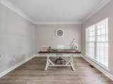 537 Montgrove Place - Photo 5