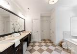 901 Hartford Avenue - Photo 31