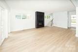 29 Robin Street - Photo 5