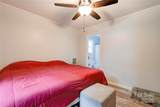 812 Kings Road - Photo 10
