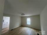 39 White Street - Photo 9