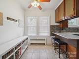 729 Montgomery Avenue - Photo 22