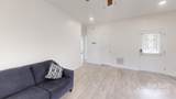 6825 Woodleaf Road - Photo 15