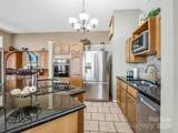 828 Foster Hill Drive - Photo 18