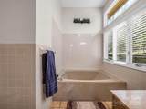 828 Foster Hill Drive - Photo 26