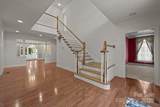 322 Oakview Drive - Photo 11