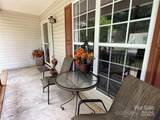 2511 Old Pond Drive - Photo 3