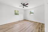 2610 Fairgreen Drive - Photo 13