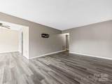 1745 Haywood Manor Road - Photo 11