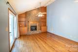 1633 Jamestown Road - Photo 4