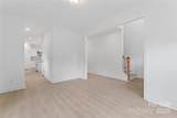 209 Henderson Circle - Photo 10