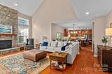 1040 Lake Forest Drive - Photo 10