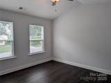 811 Justice Avenue - Photo 6