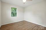 1101 Surry Lane - Photo 29