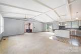 2425 Essen Lane - Photo 10