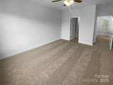1031 Skyline View Way - Photo 16