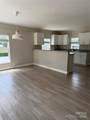 2560 Oakwood Avenue - Photo 6