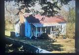 110 Potts Street - Photo 1