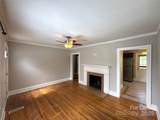 3017 Hudson Street - Photo 2