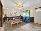 1122 Bridges Street - Photo 2