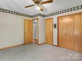 1533 Apple Lane - Photo 16