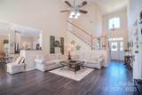 324 Thompson Court - Photo 6