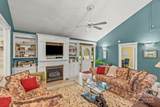 156 Brooks Street - Photo 10