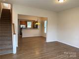3206 Hiram Street - Photo 2